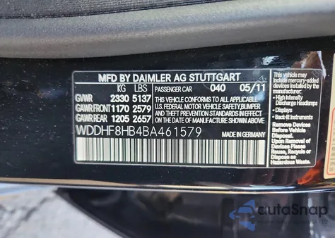 2011 Mercedes-Benz E 350 4Matic z USA, uszkodzony, nr VIN WDDHF8HB4BA461579